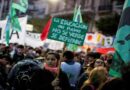 Marchan argentinos en defensa de la educación pública