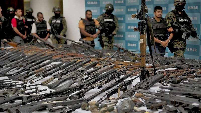 La delincuencia cuenta con millones de armas en México | Total Sapiens