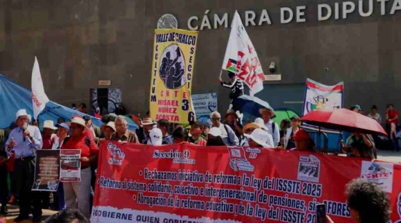 Pandilla magisterial de CNTE sigue dando palos de ciego