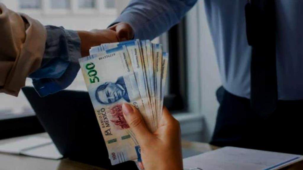 Se ubica pobreza laboral en su nivel más bajo gracias a 4T | Total Sapiens