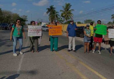 Vecinos de Cholul protestan contra gasolinera por tala
