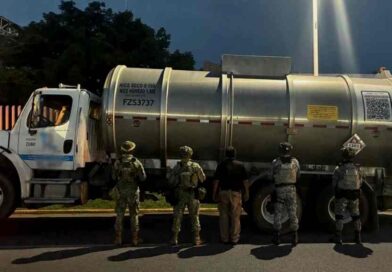 24 detenidos y más de 101 mil litros de huachicol asegurados 24 detenidos y más de 101 mil litros de huachicol asegurados