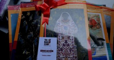 Distribuyen libros de texto gratuitos de ciclo 2026-2027