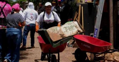 Apoya DIF a familias afectadas por lluvias en sur de Mérida Apoya DIF a familias afectadas por lluvias en sur de Mérida