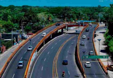 Entrega gobernador Javier May obras carreteras en Nacajuca