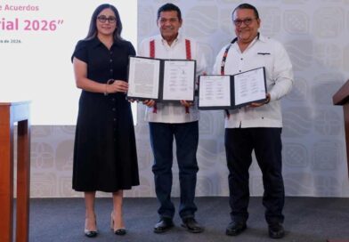 Acuerdan aumento salarial para más de 10 mil trabajadores de Tabasco Acuerdan aumento salarial para más de 10 mil trabajadores de Tabasco