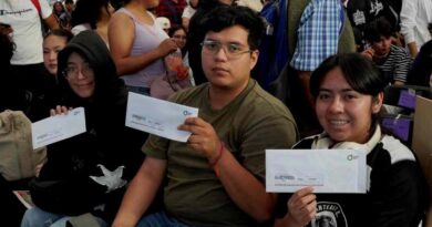 Revisa aquí para ver qué beca pueden tener tus hijos Revisa aquí para ver qué beca pueden tener tus hijos