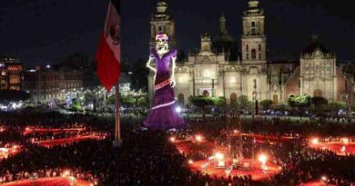 Aplauden catrina monumental y récord Guinness a Cdmx