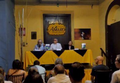 Presentan en Mérida “El jardín de las insurgencias” Presentan en Mérida “El jardín de las insurgencias”