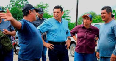 Javier May y Pemex ponen en marcha rehabilitación en la vía a Oxiacaque