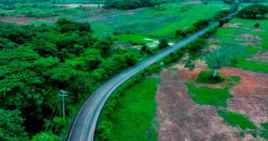 Más caminos, educación y sistema de aguas a Comalcalco Más caminos, educación y sistema de aguas a Comalcalco