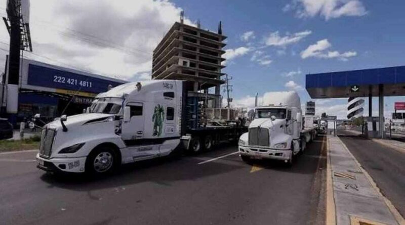 Sigue golpe blando: transportistas buscan paro nacional Sigue golpe blando: transportistas buscan paro nacional